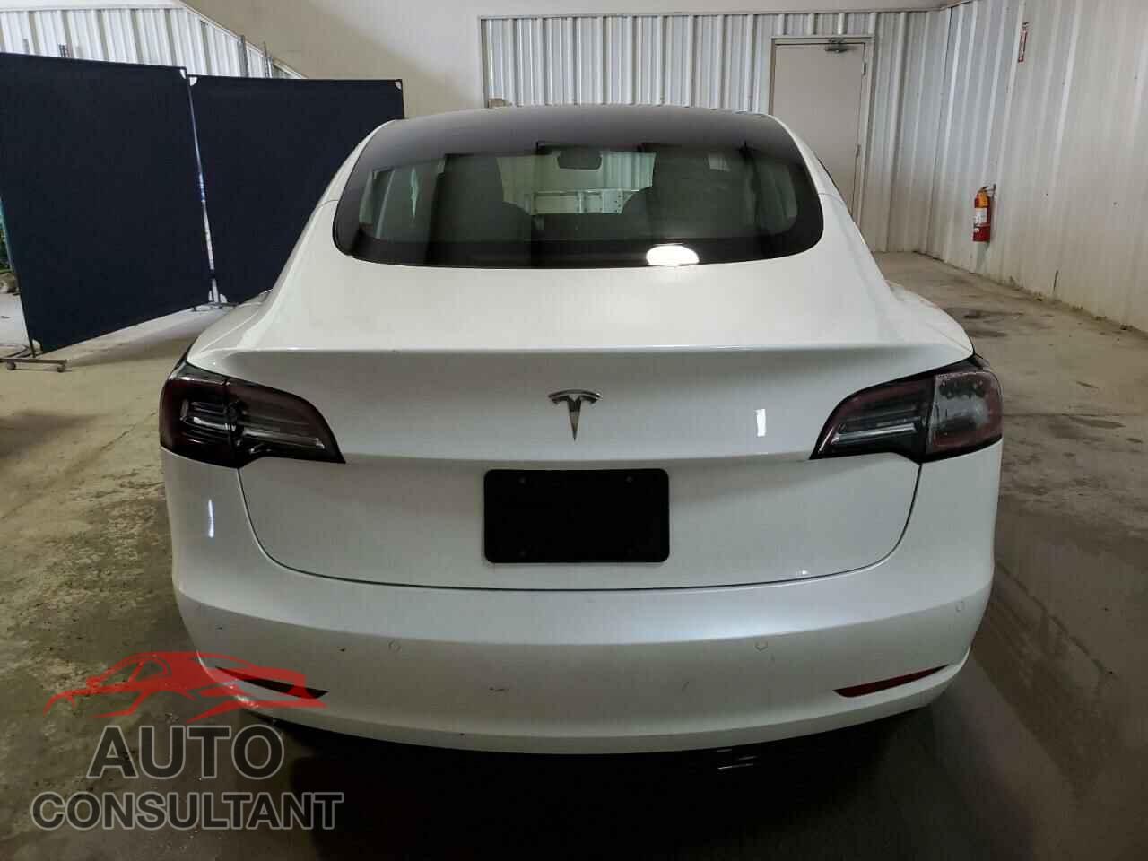 TESLA MODEL 3 2022 - 5YJ3E1EA7NF187798