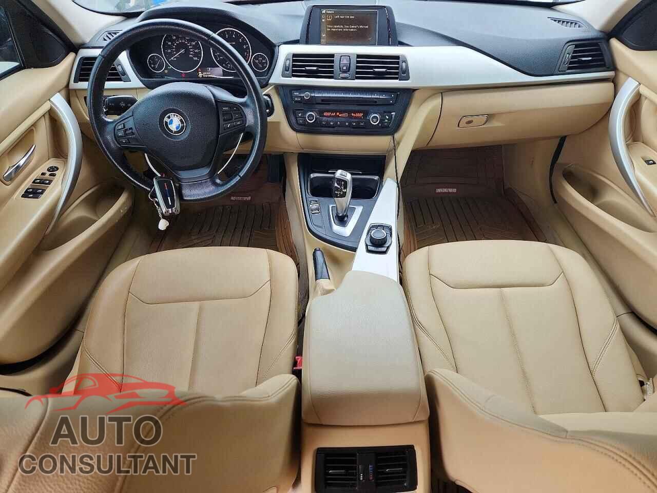 BMW 3 SERIES 2014 - WBA3C3C54EF983439