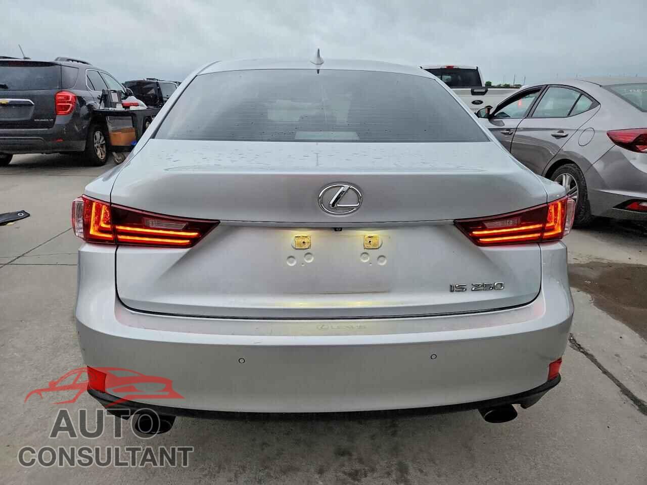 LEXUS IS 2014 - JTHBF1D2XE5038661