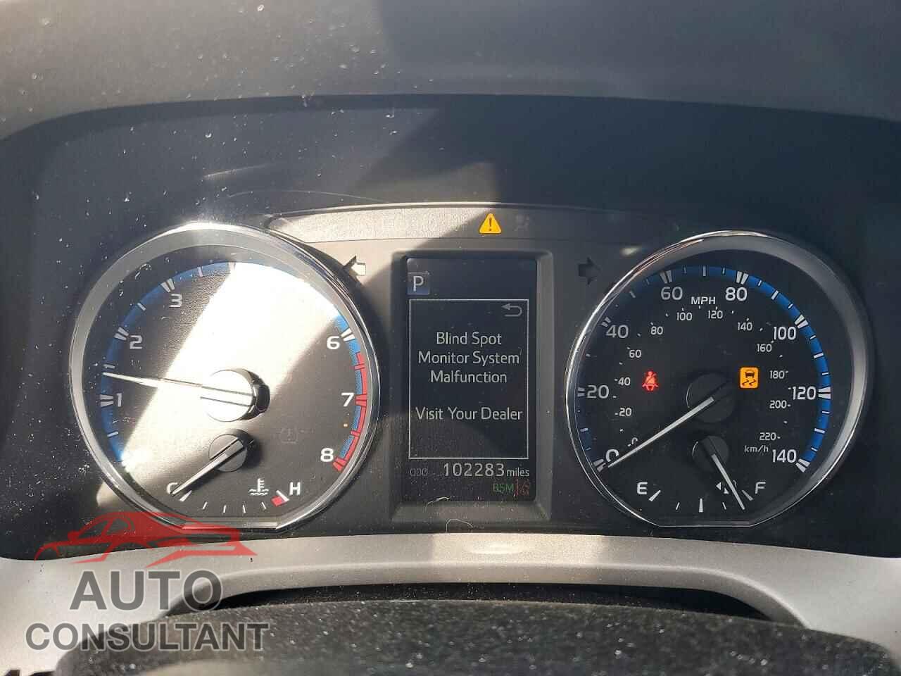 TOYOTA RAV4 2017 - 2T3DFREV6HW558354