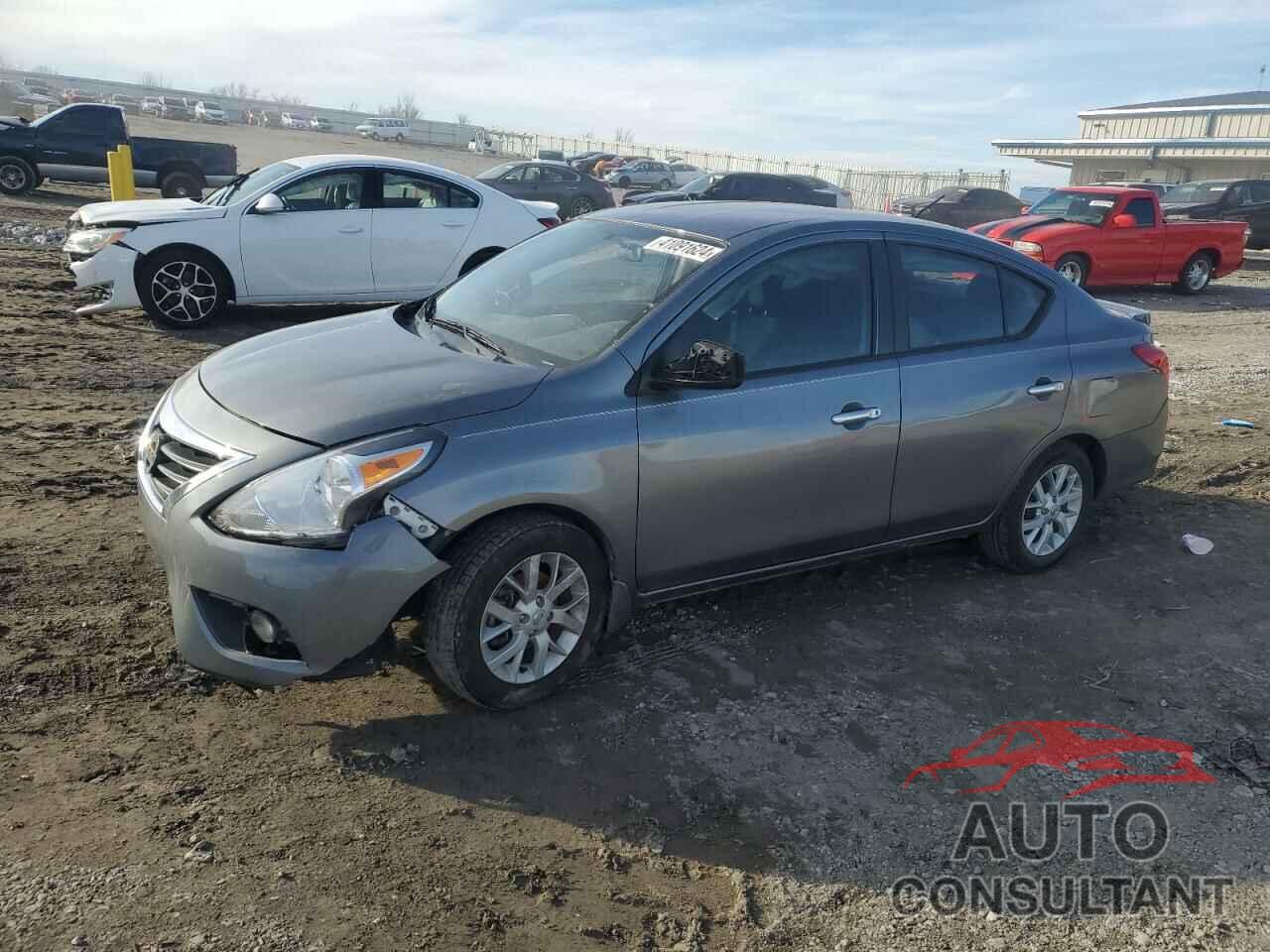 NISSAN VERSA 2017 - 3N1CN7AP4HL809988