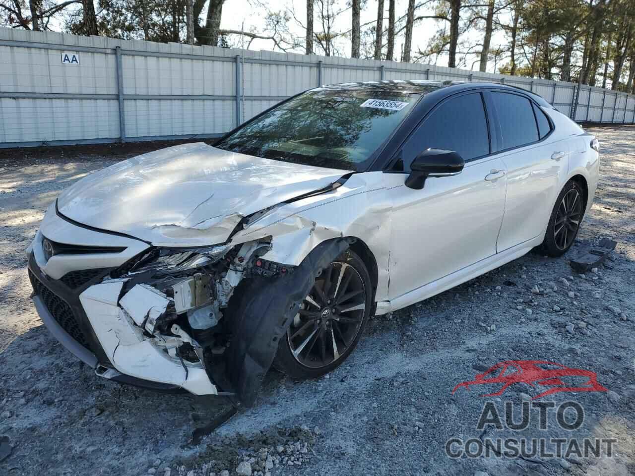 TOYOTA CAMRY 2018 - 4T1B61HK5JU150078