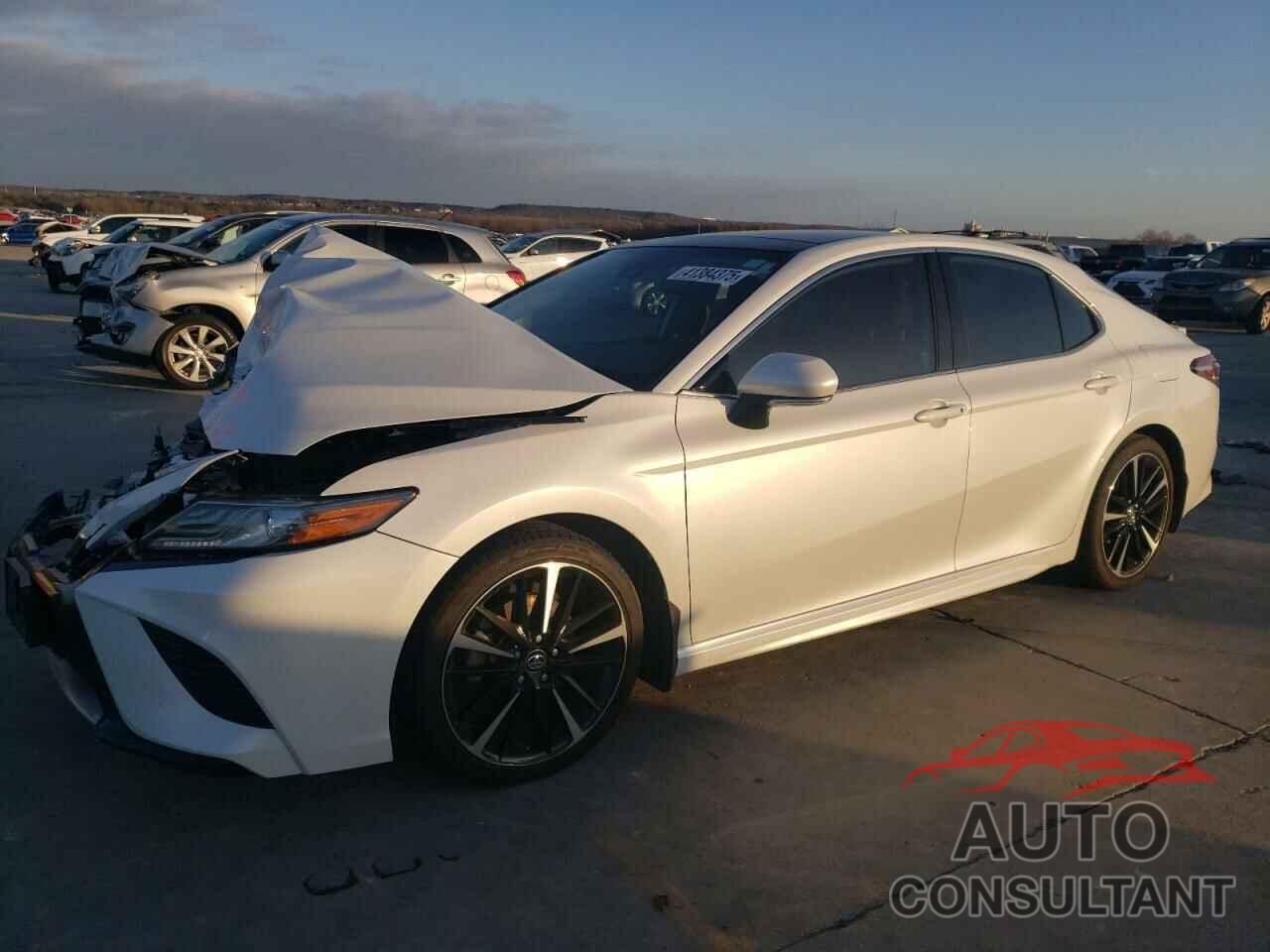 TOYOTA CAMRY 2019 - 4T1B61HK1KU721275