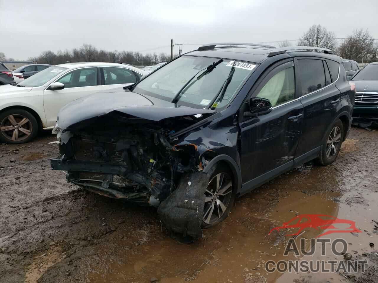 TOYOTA RAV4 2018 - JTMRFREV9JJ256583