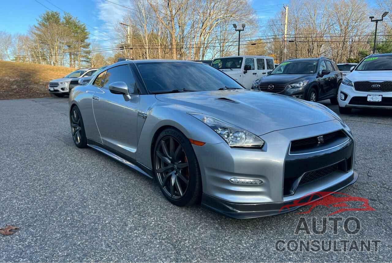 NISSAN GTR 2013 - JN1AR5EF5DM260772