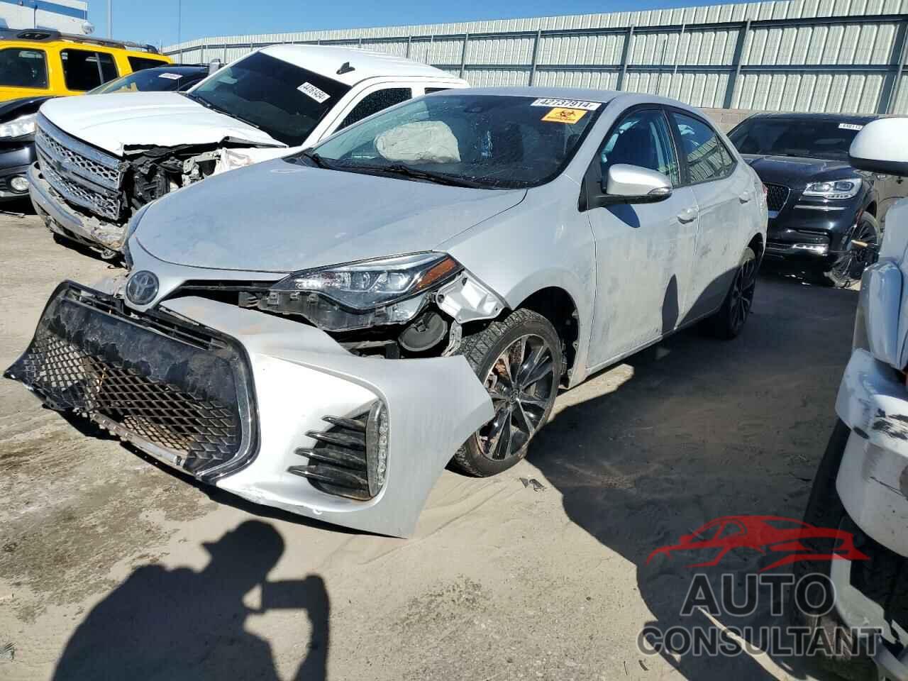 TOYOTA COROLLA 2018 - 2T1BURHE1JC005717
