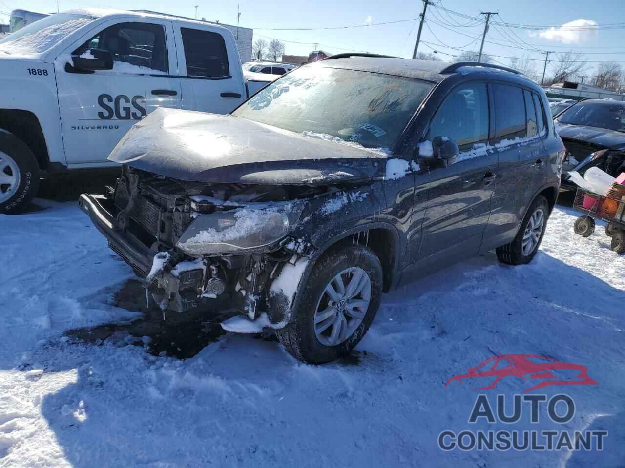 VOLKSWAGEN TIGUAN 2017 - WVGBV7AX2HW511907