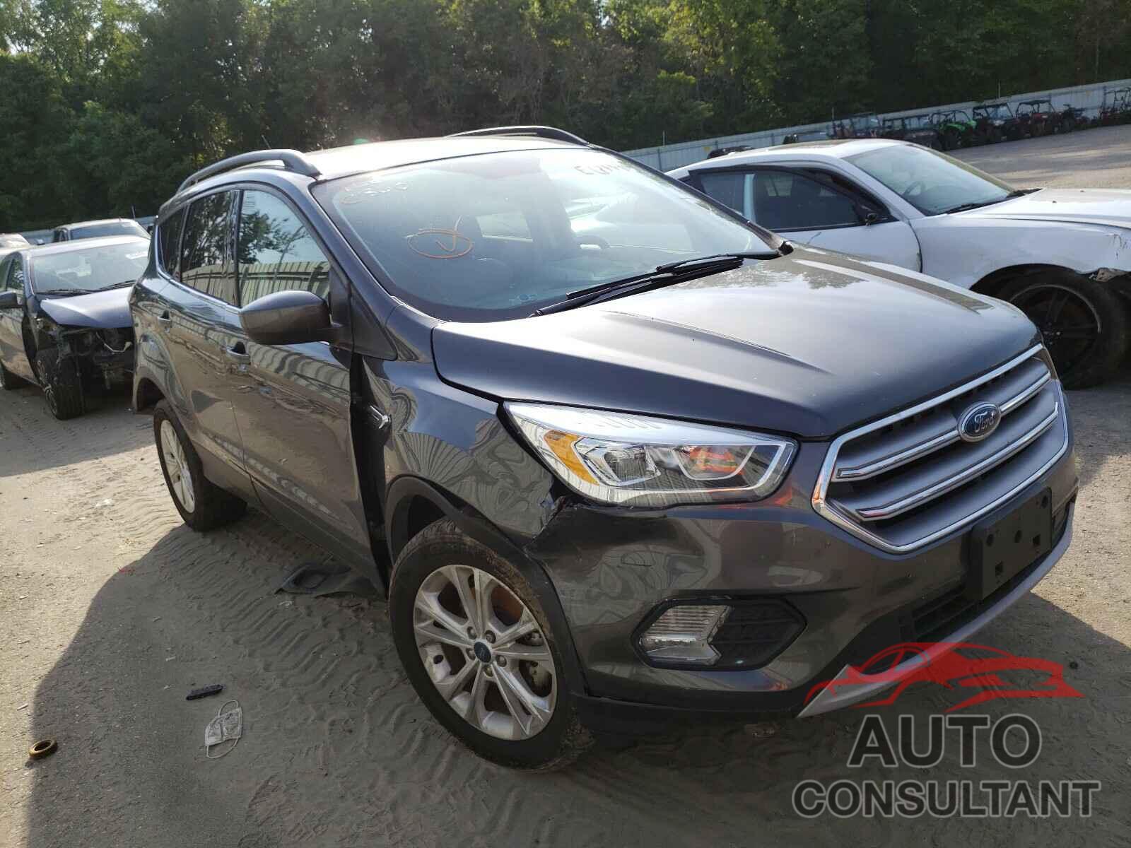 FORD ESCAPE 2017 - 1FMCU0GD8HUE64440