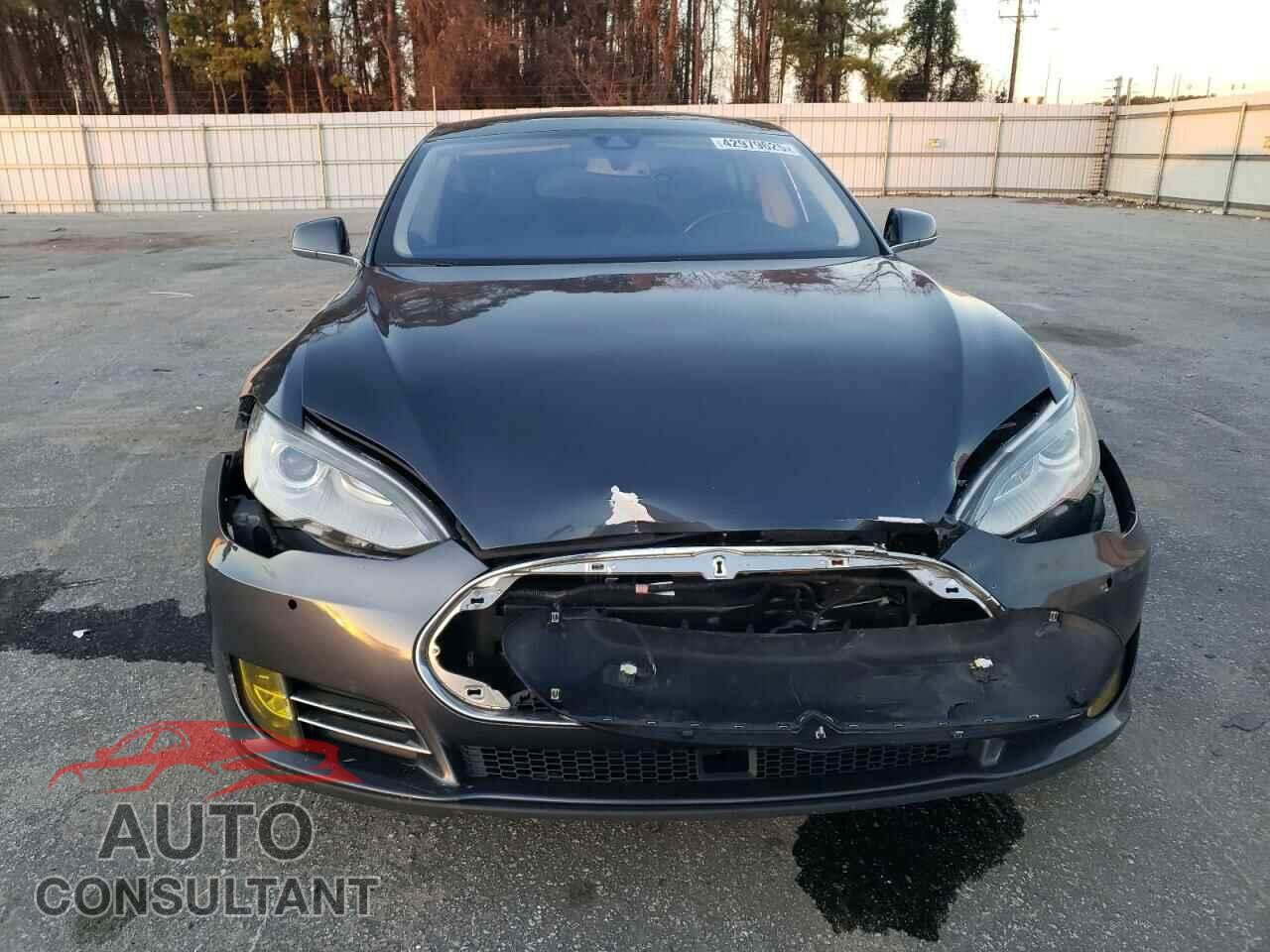 TESLA MODEL S 2014 - 5YJSA1H12EFP49982