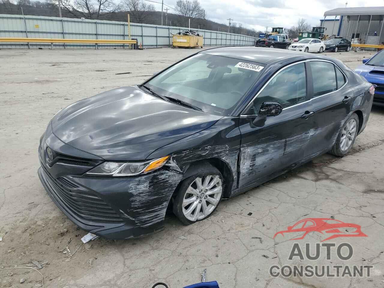 TOYOTA CAMRY 2018 - 4T1B11HK5JU506897