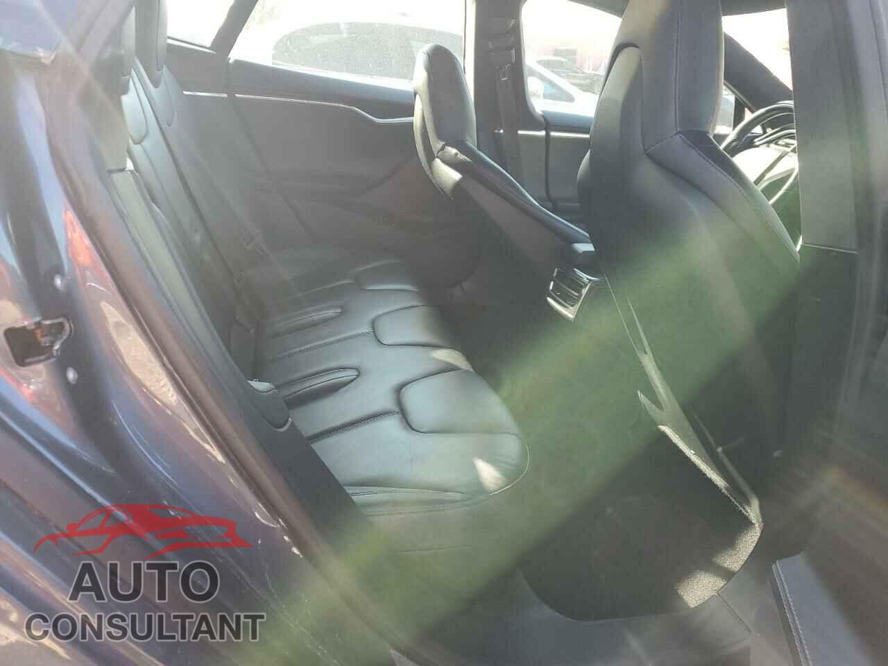 TESLA MODEL S 2014 - 5YJSA1H28EFP66441