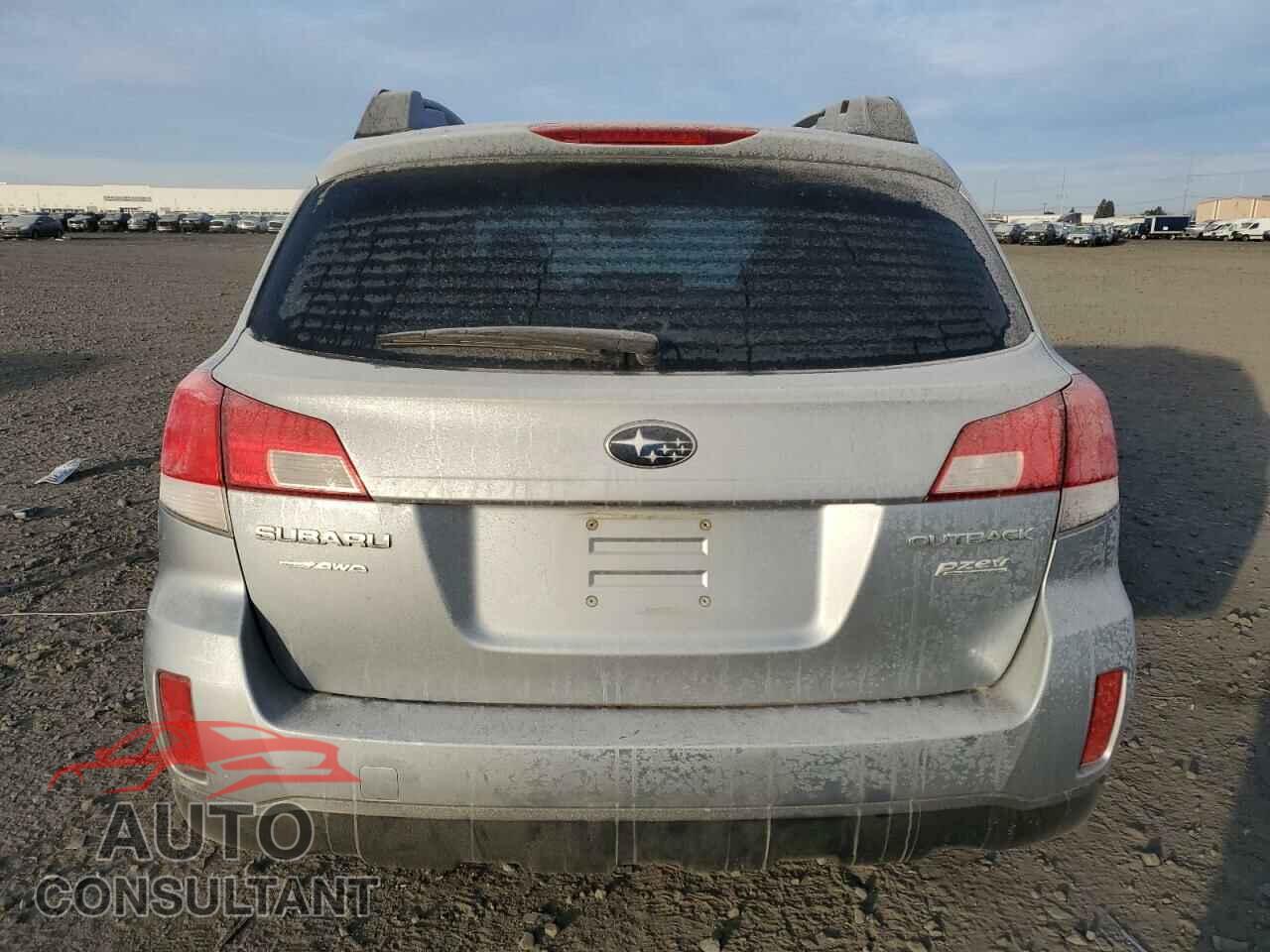 SUBARU OUTBACK 2013 - 4S4BRBCC4D3270171