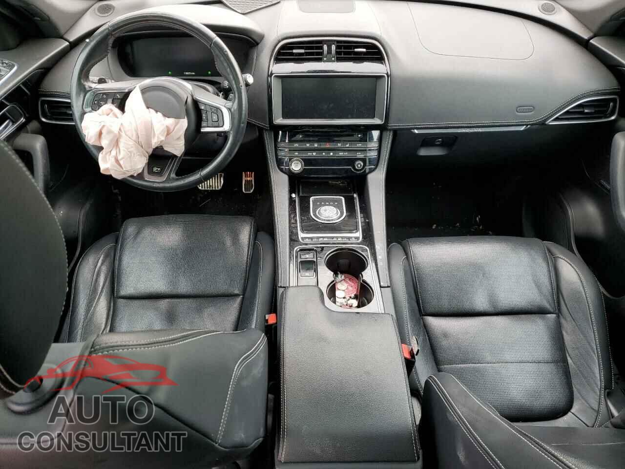JAGUAR F-PACE 2017 - SADCL2BV9HA064427