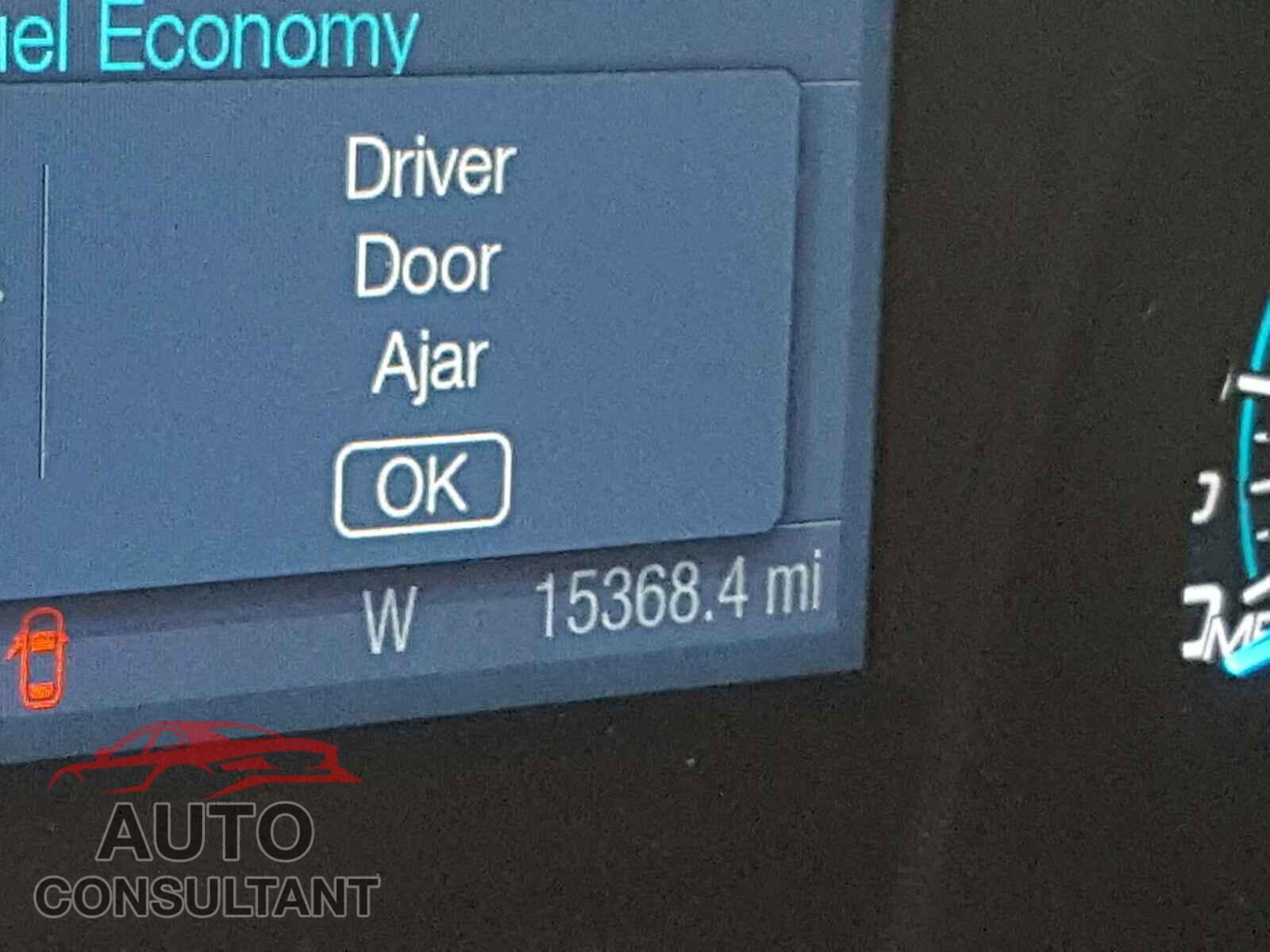FORD TAURUS 2017 - 1FAHP2E84HG116724