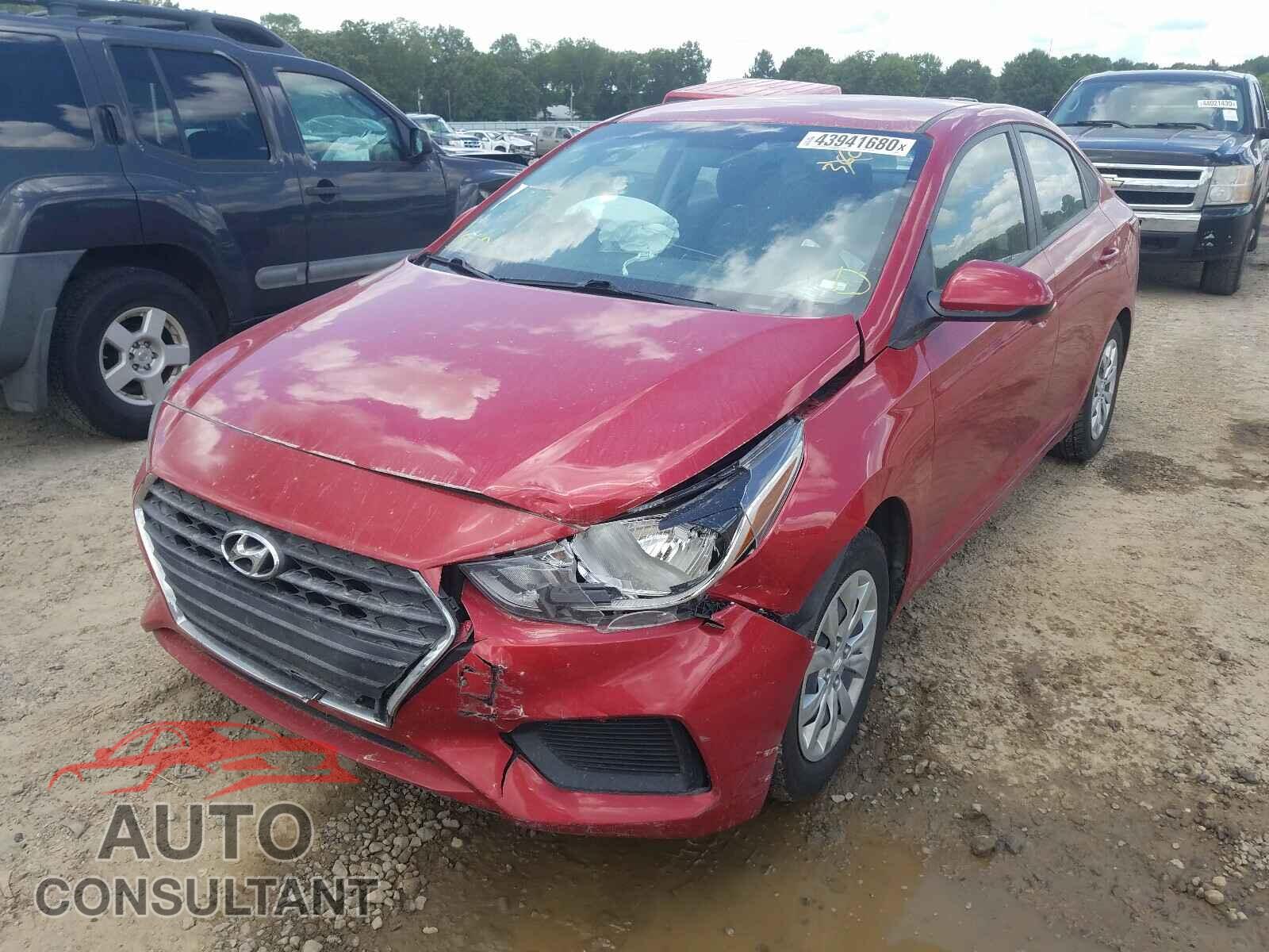 HYUNDAI ACCENT 2018 - 3KPC24A33JE006889