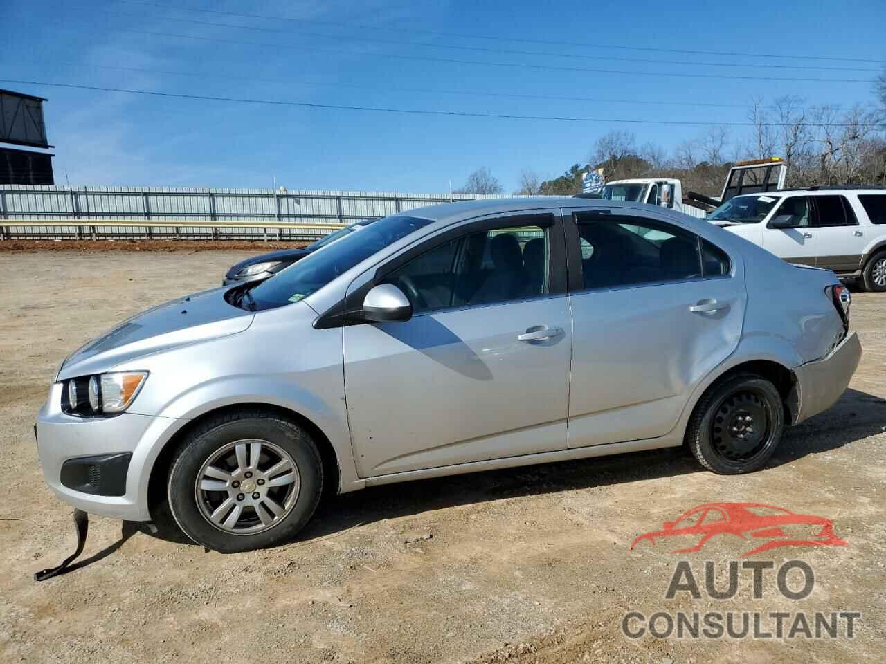 CHEVROLET SONIC 2015 - 1G1JC5SH1F4214789