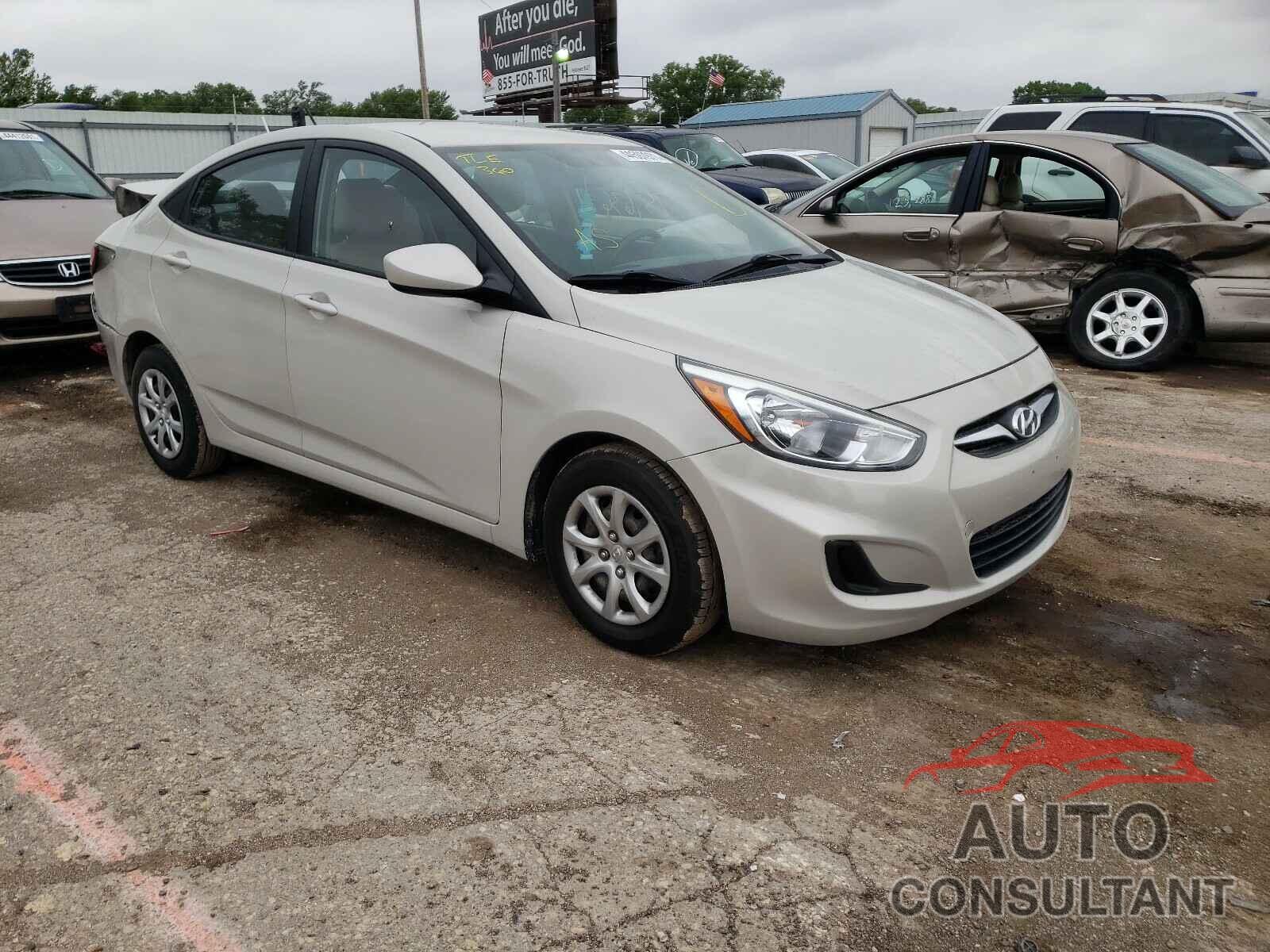 HYUNDAI ACCENT 2016 - KMHCT4AE3GU039024