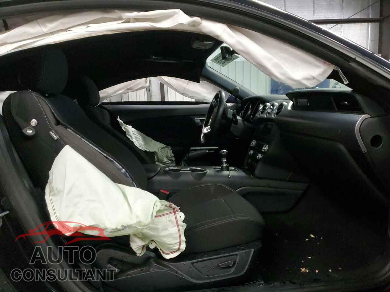 FORD MUSTANG 2021 - 1FA6P8CF3M5157329