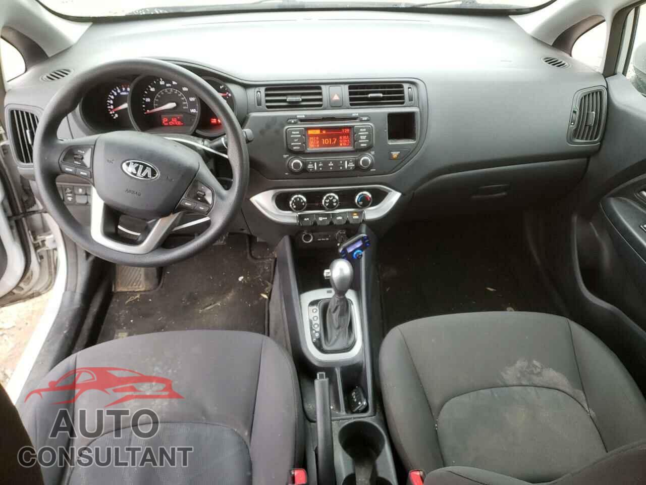 KIA RIO 2015 - KNADM4A32F6426152