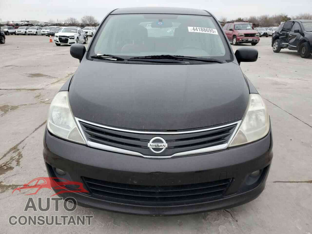 NISSAN VERSA 2011 - 3N1BC1CP8BL490968