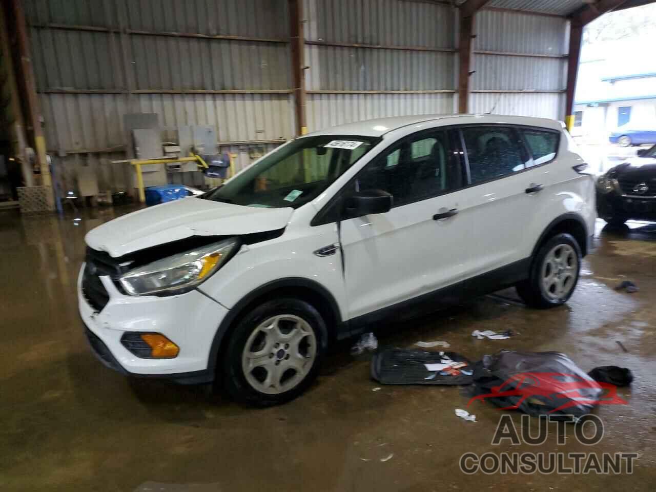 FORD ESCAPE 2017 - 1FMCU0F71HUB73581