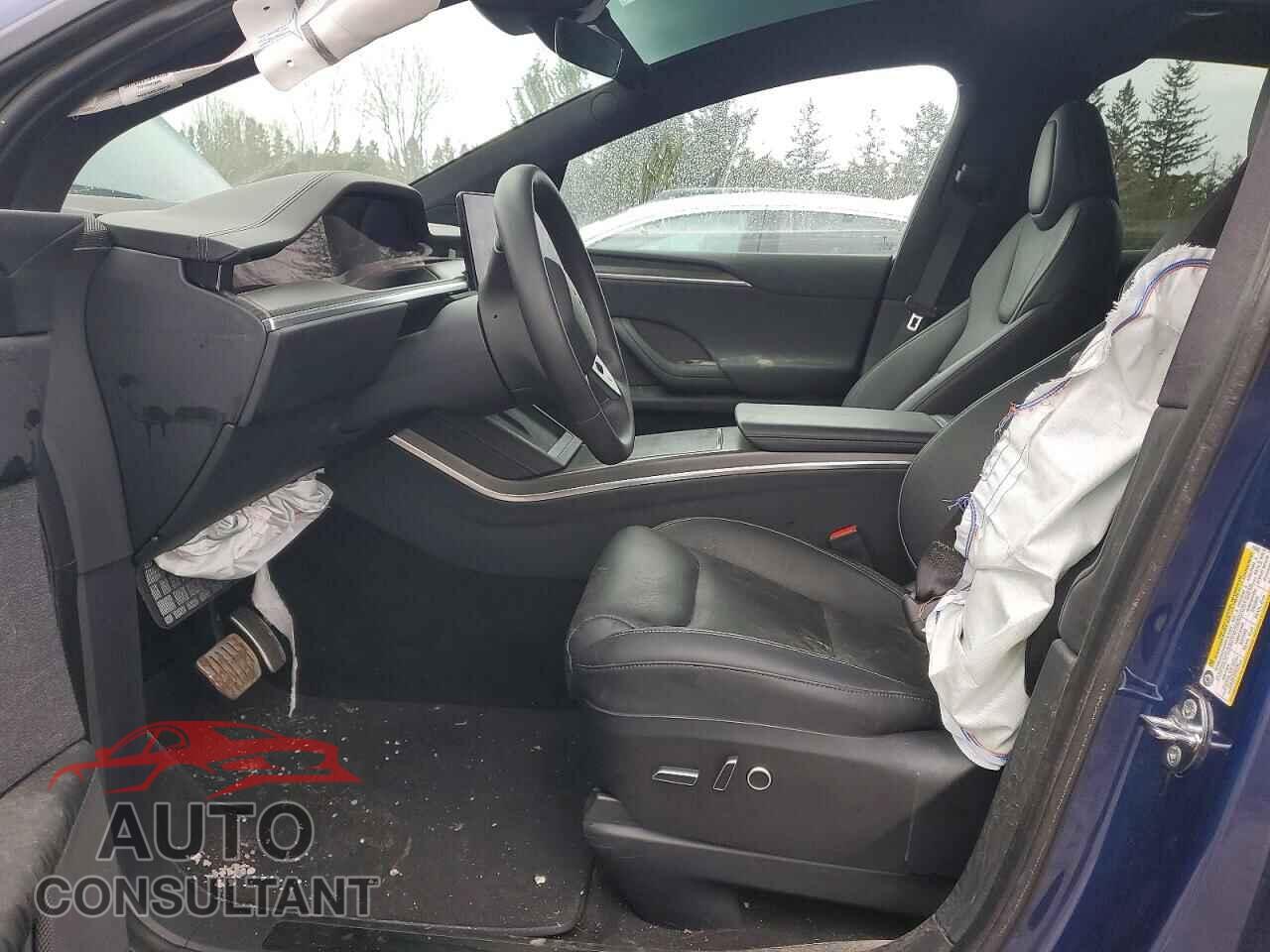 TESLA MODEL X 2023 - 7SAXCBE65PF416865