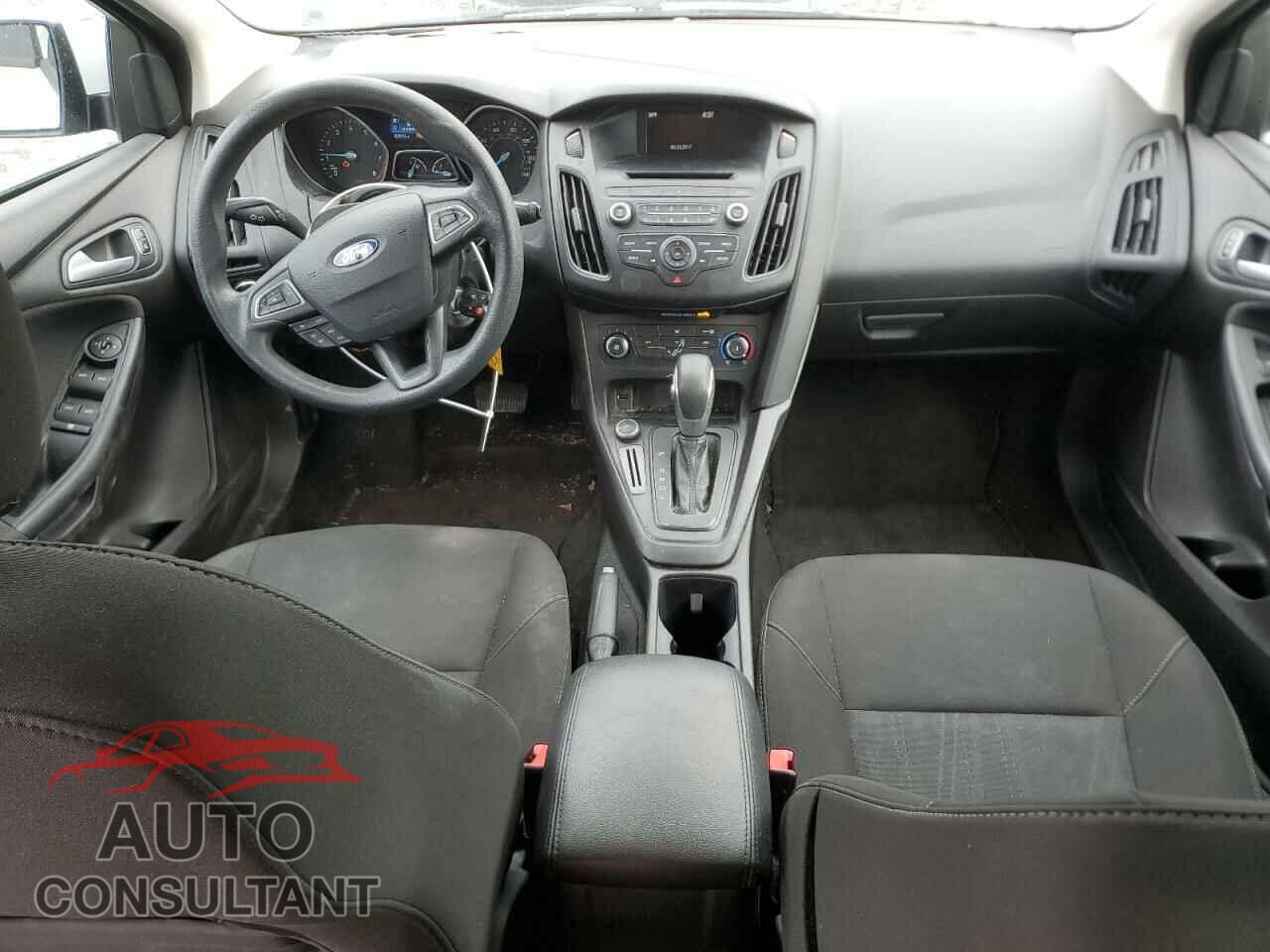 FORD FOCUS 2017 - 1FADP3K27HL258772