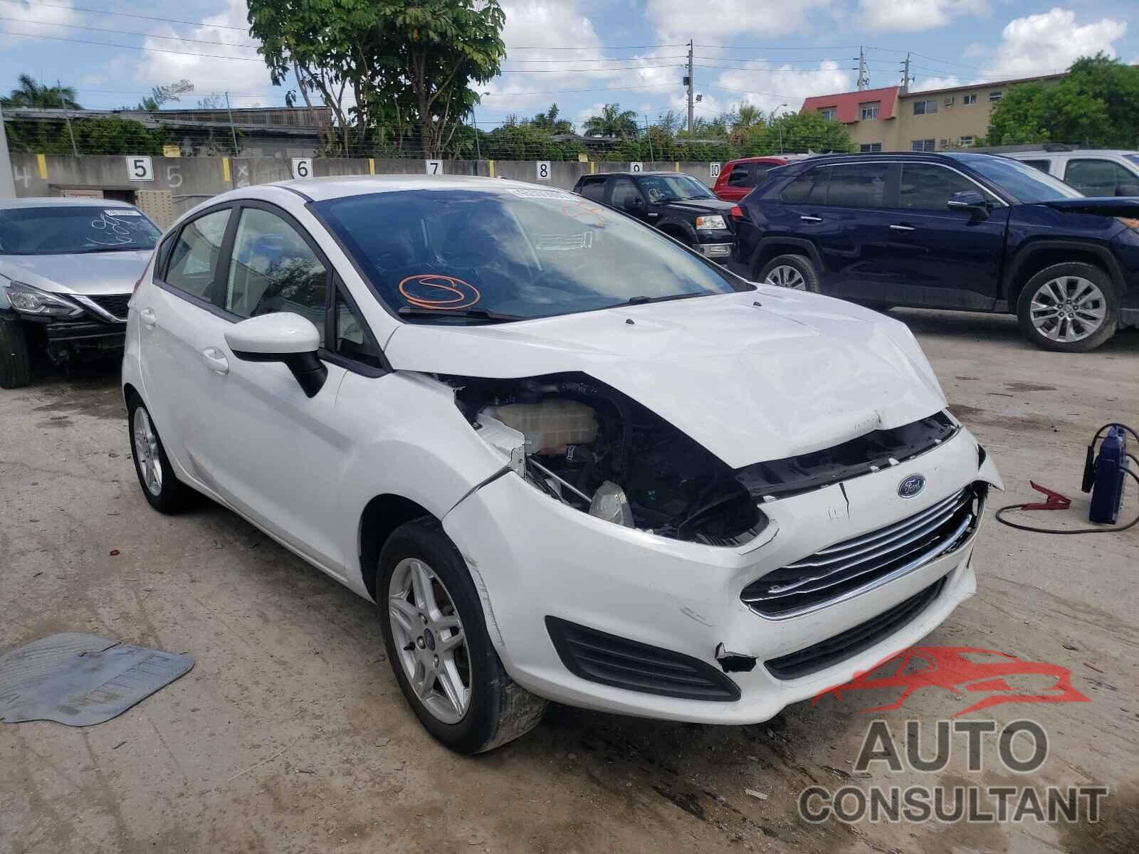 FORD FIESTA 2019 - 3FADP4EJ9KM110170