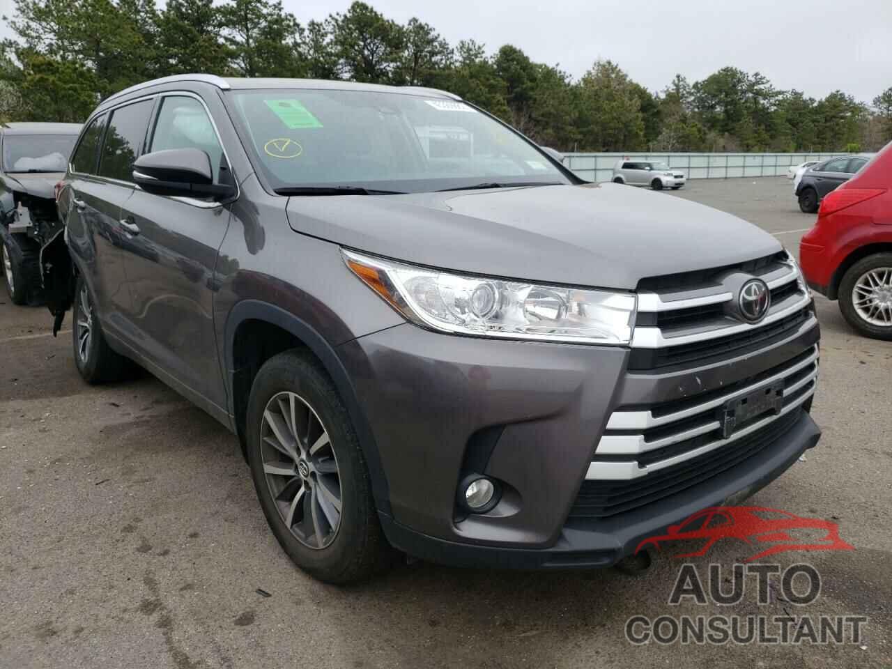 TOYOTA HIGHLANDER 2018 - 5TDJZRFH8JS493565