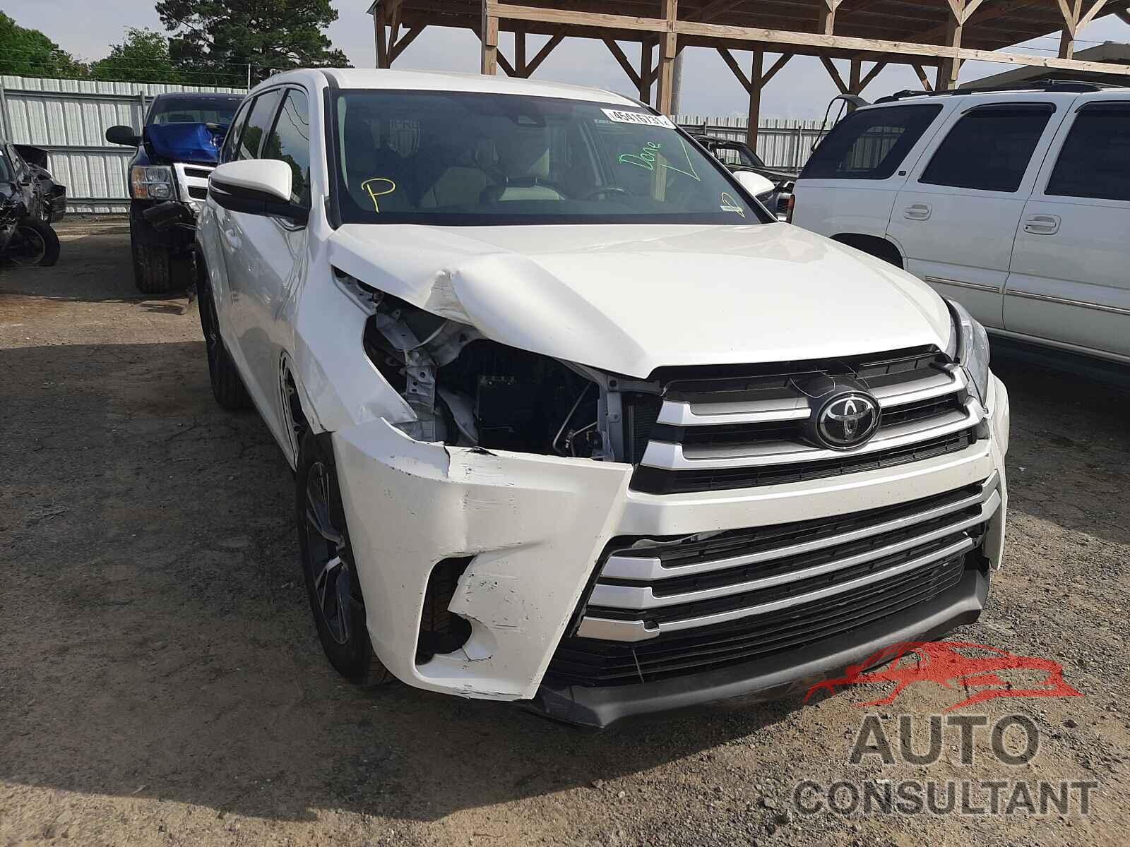 TOYOTA HIGHLANDER 2019 - 5TDZARFH0KS057675