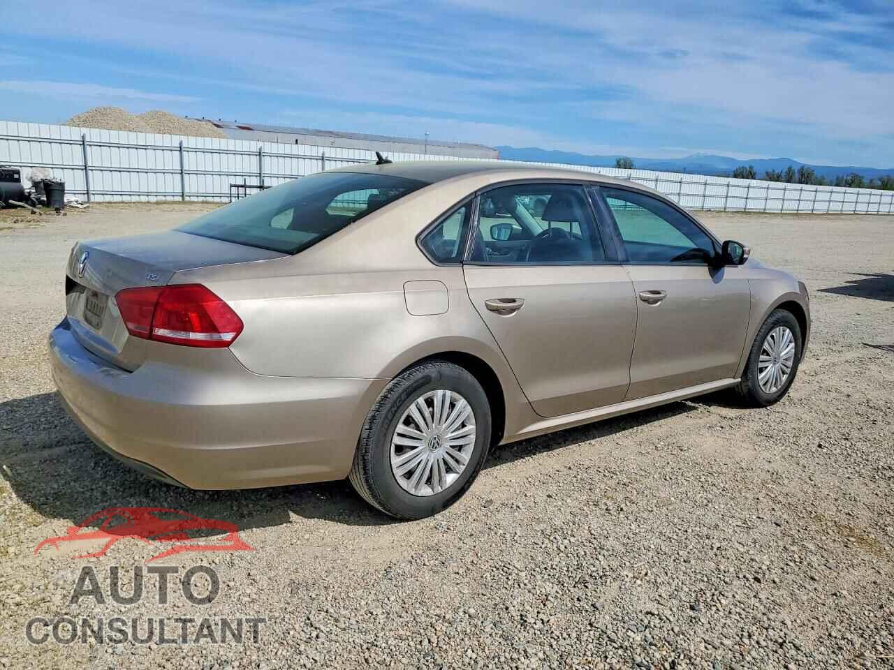 VOLKSWAGEN PASSAT 2015 - 1VWAT7A38FC076793