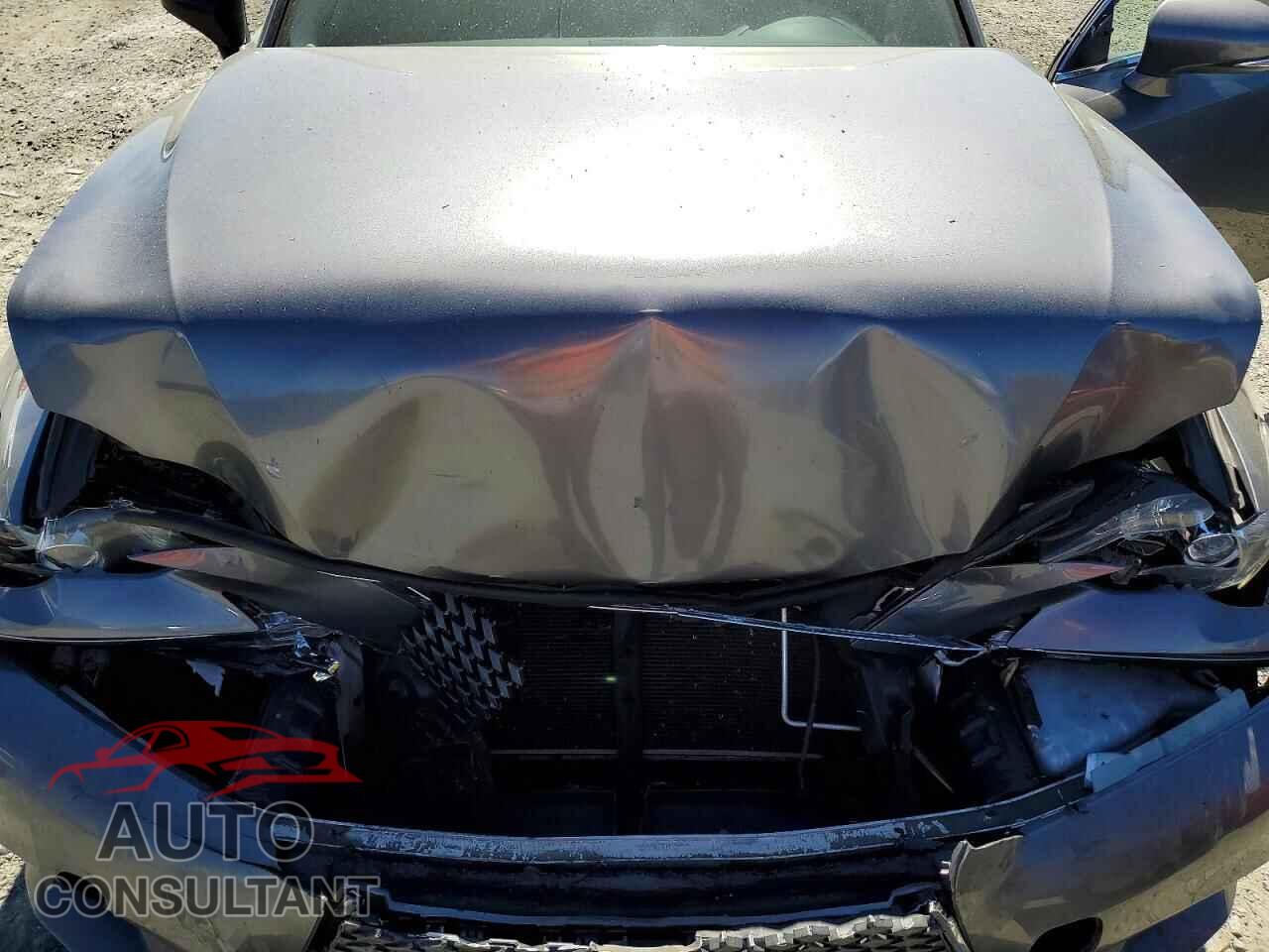 LEXUS IS 2015 - JTHBE1D24F5015316