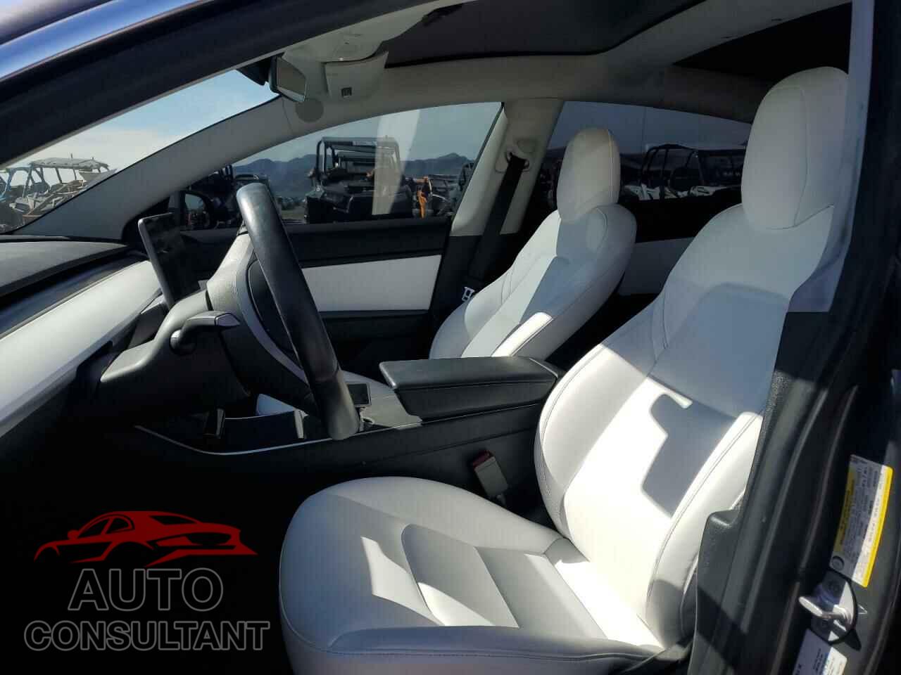 TESLA MODEL 3 2019 - 5YJ3E1EA5KF332641