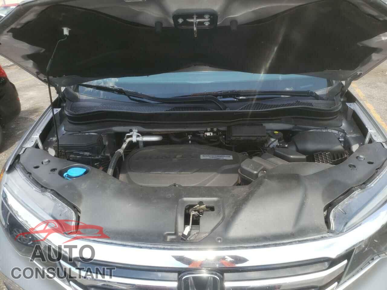 HONDA PILOT 2017 - 5FNYF6H02HB082903