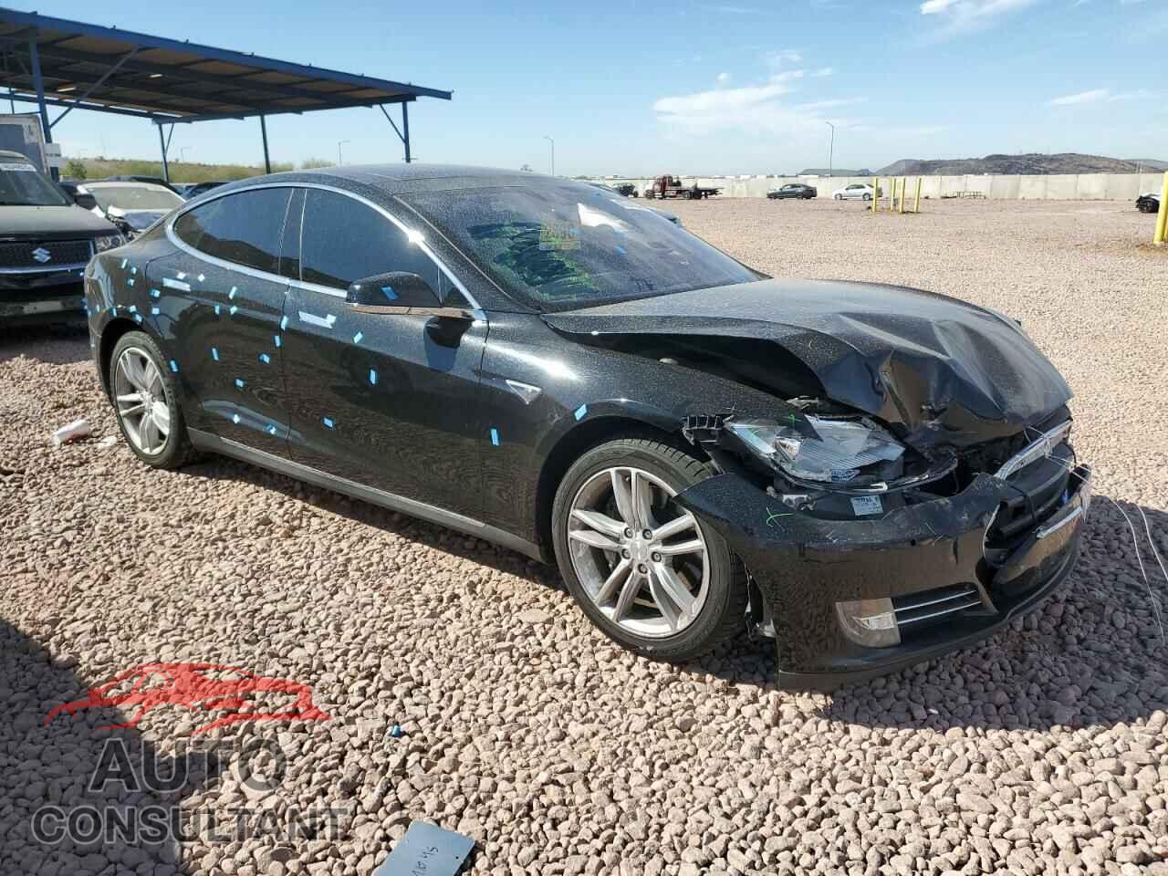 TESLA MODEL S 2015 - 5YJSA1E19FF115039