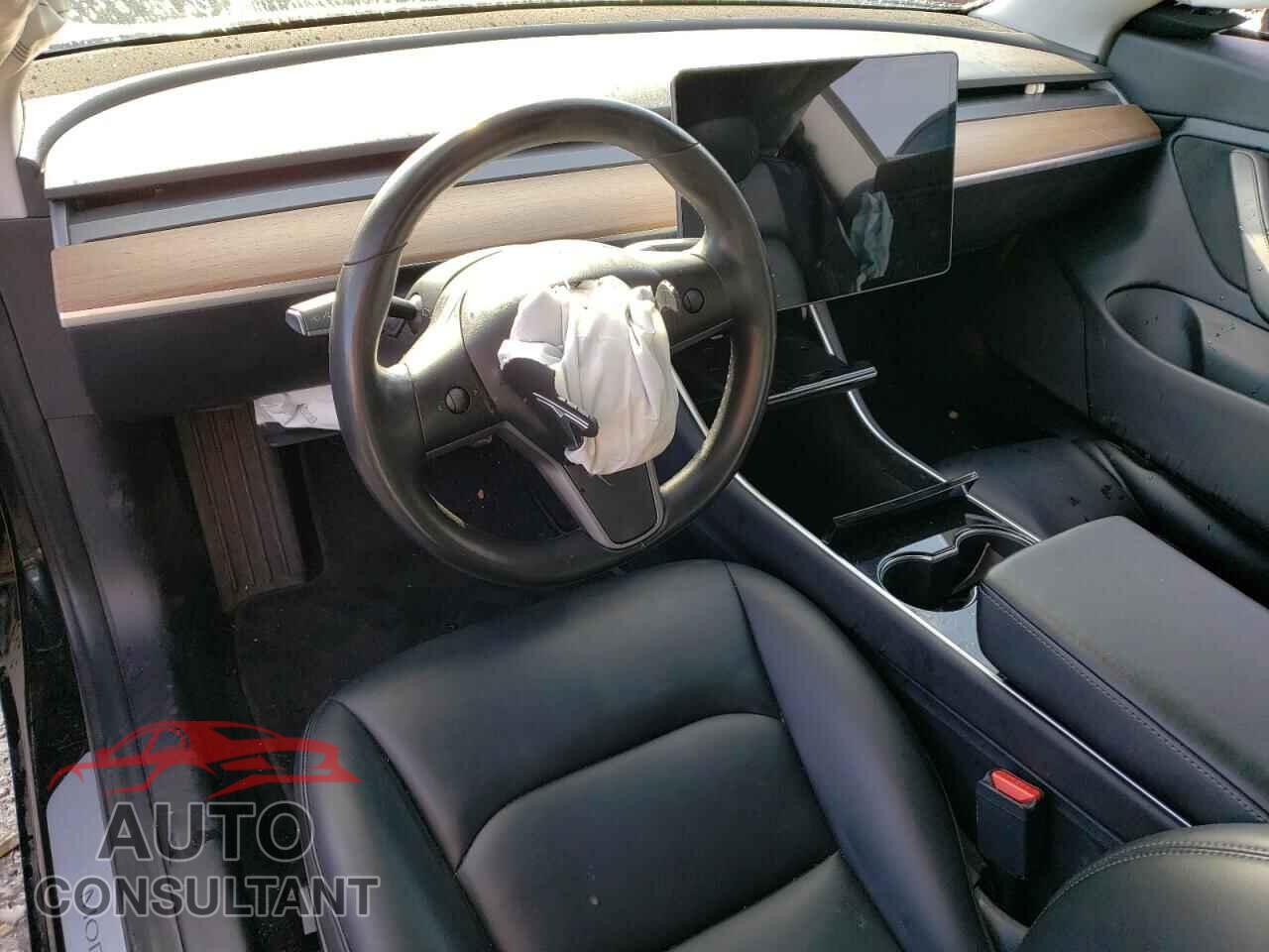 TESLA MODEL 3 2019 - 5YJ3E1EA8KF325103