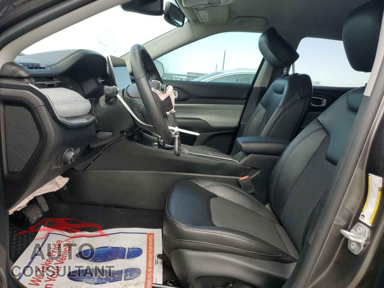 JEEP COMPASS 2022 - 3C4NJCBB0NT202334