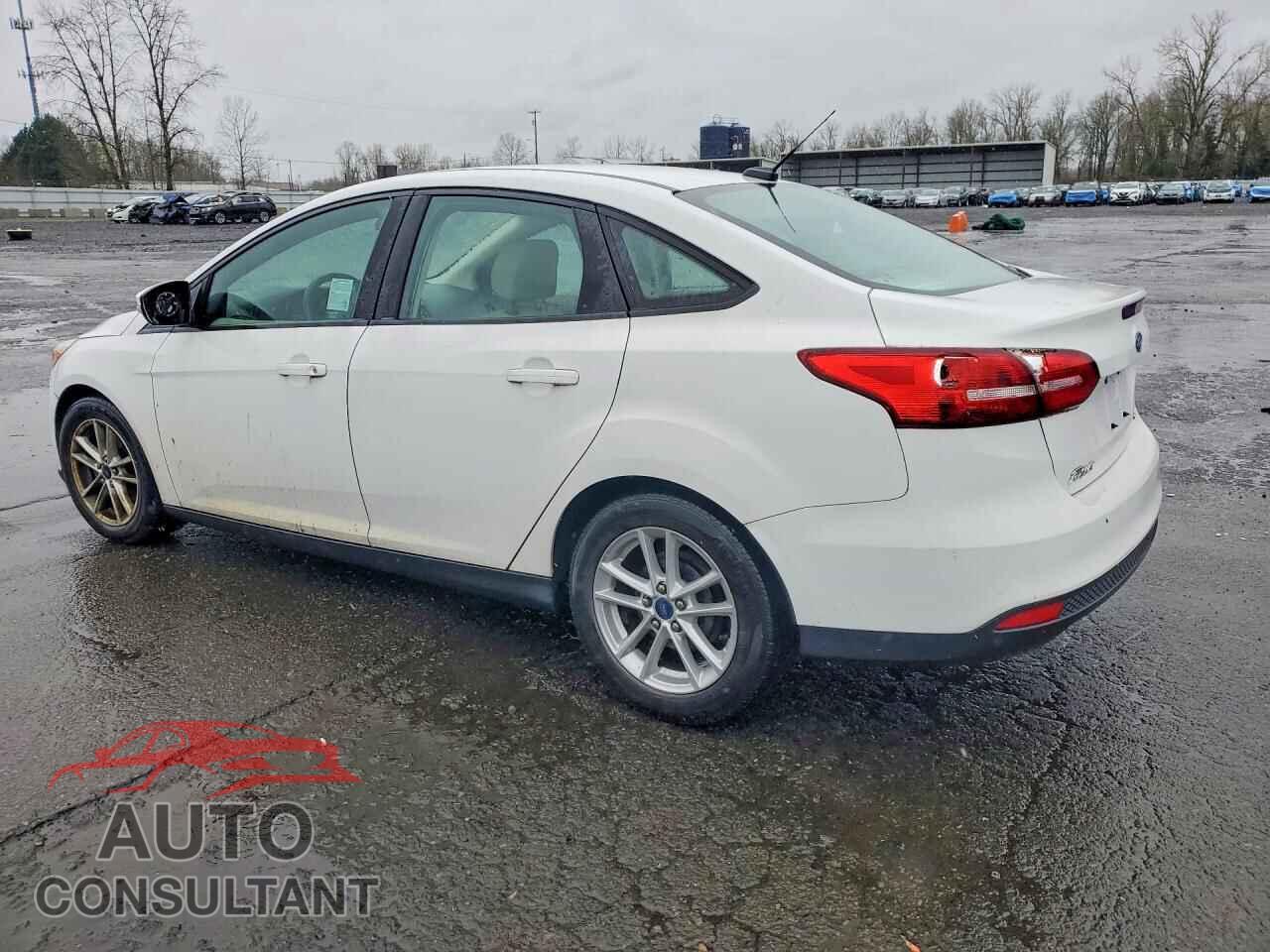 FORD FOCUS 2015 - 1FADP3F27FL250470