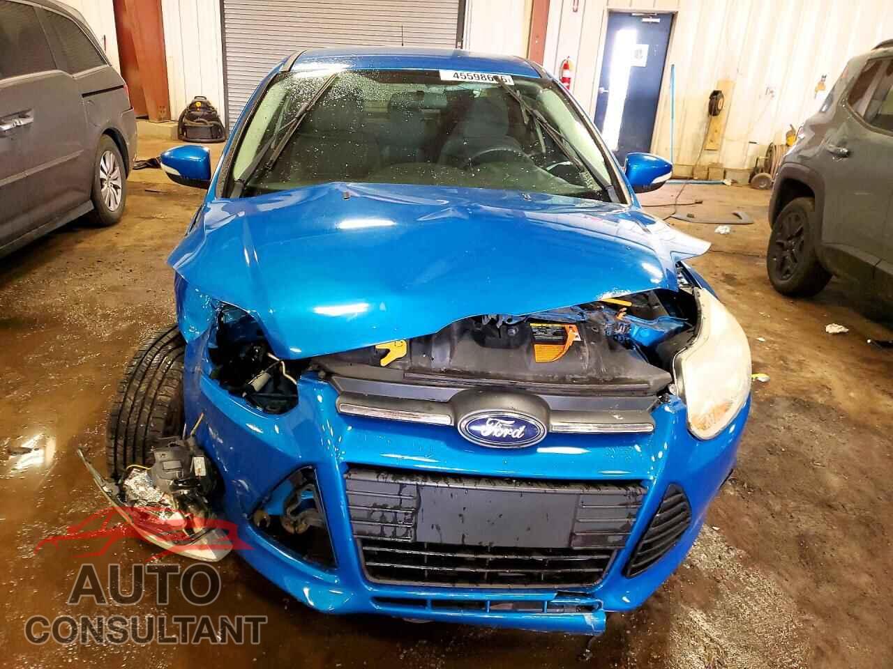 FORD FOCUS 2014 - 1FADP3F27EL174585