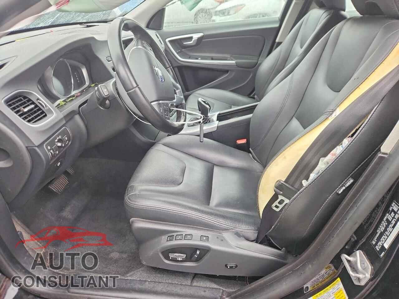 VOLVO S60 2017 - LYV402TK0HB127923