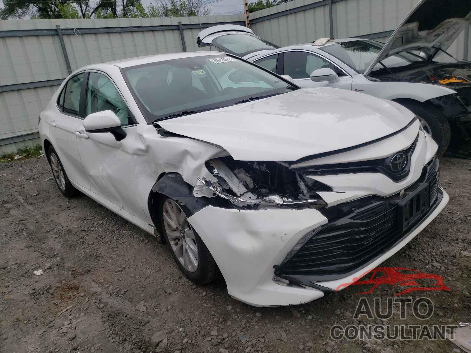 TOYOTA CAMRY 2019 - 4T1B11HK1KU263803