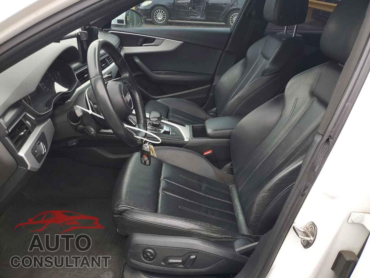 AUDI A4 2018 - WAULMAF40JA145825