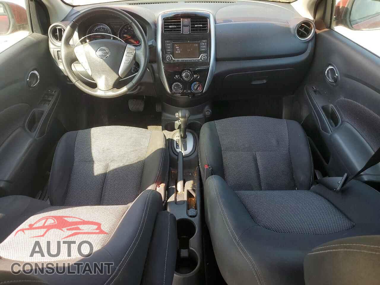 NISSAN VERSA 2017 - 3N1CN7AP3HL809254