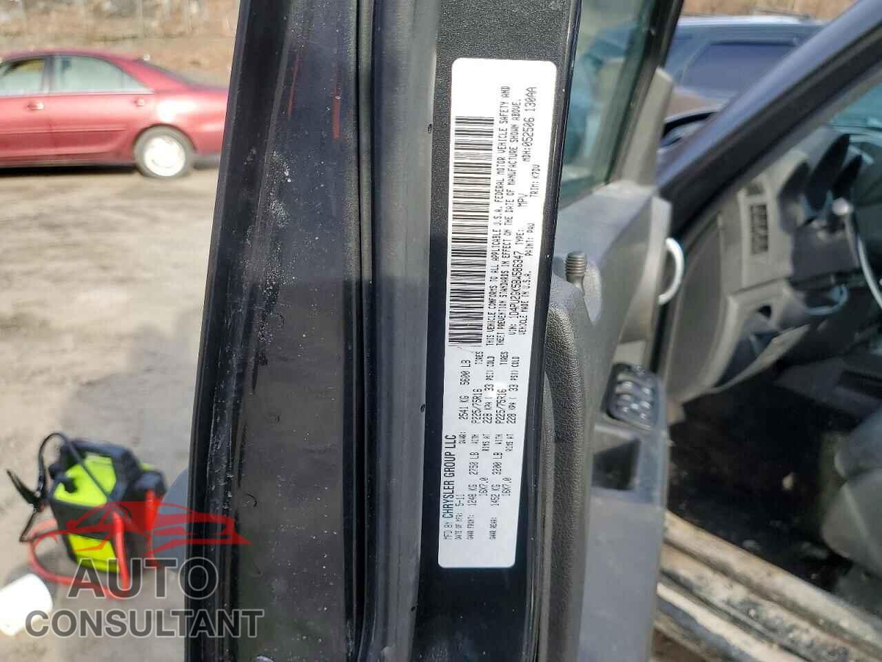 DODGE NITRO 2011 - 1D4PU2GK5BW586347