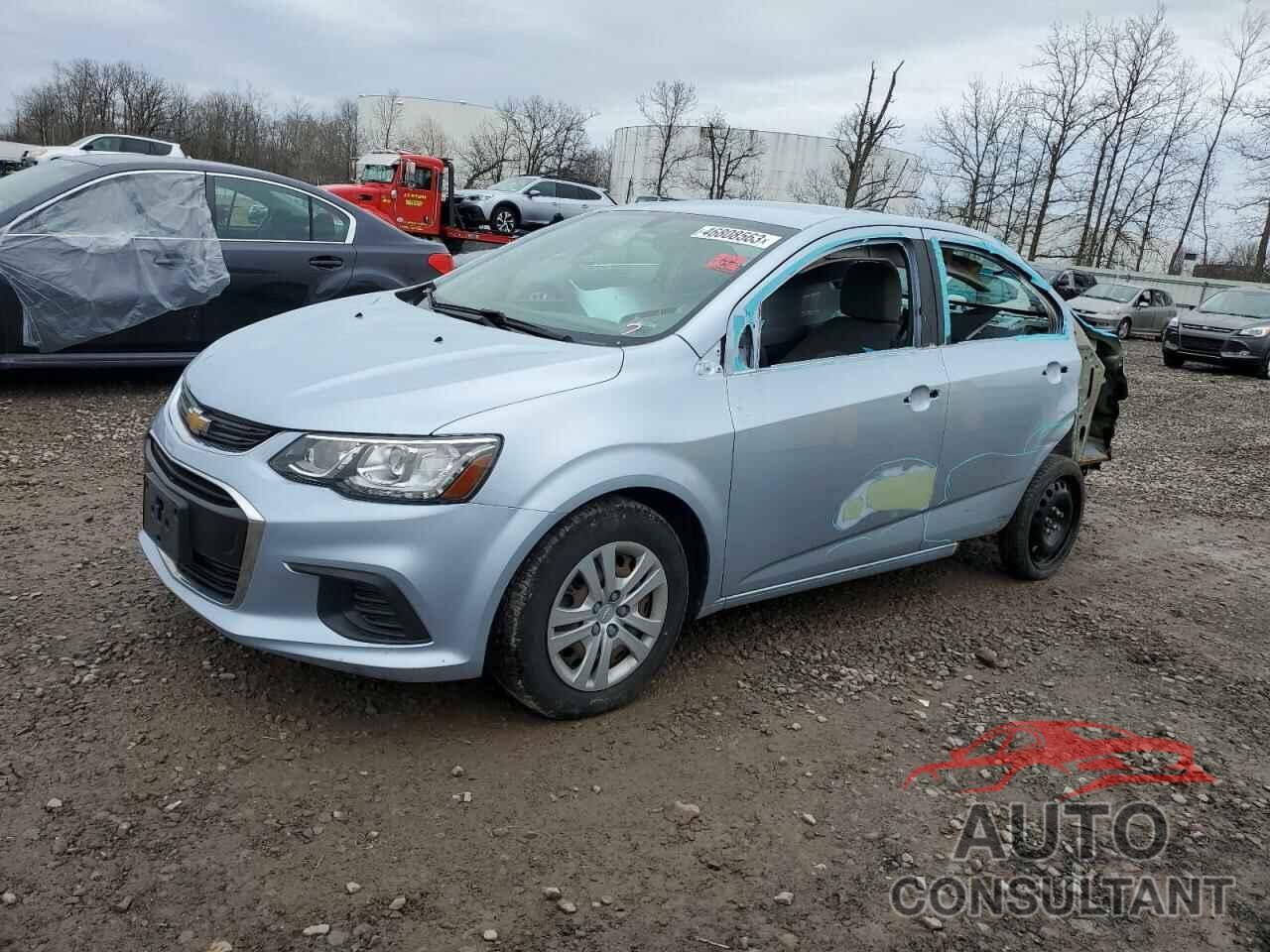 CHEVROLET SONIC 2018 - 1G1JB5SG7J4102825