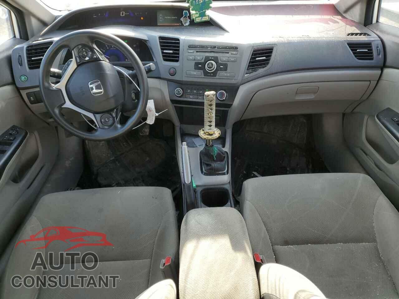 HONDA CIVIC 2012 - 2HGFB2E43CH043910