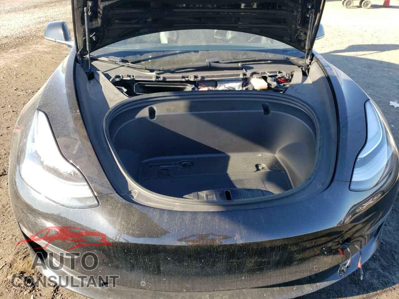 TESLA MODEL 3 2020 - 5YJ3E1EA2LF657393