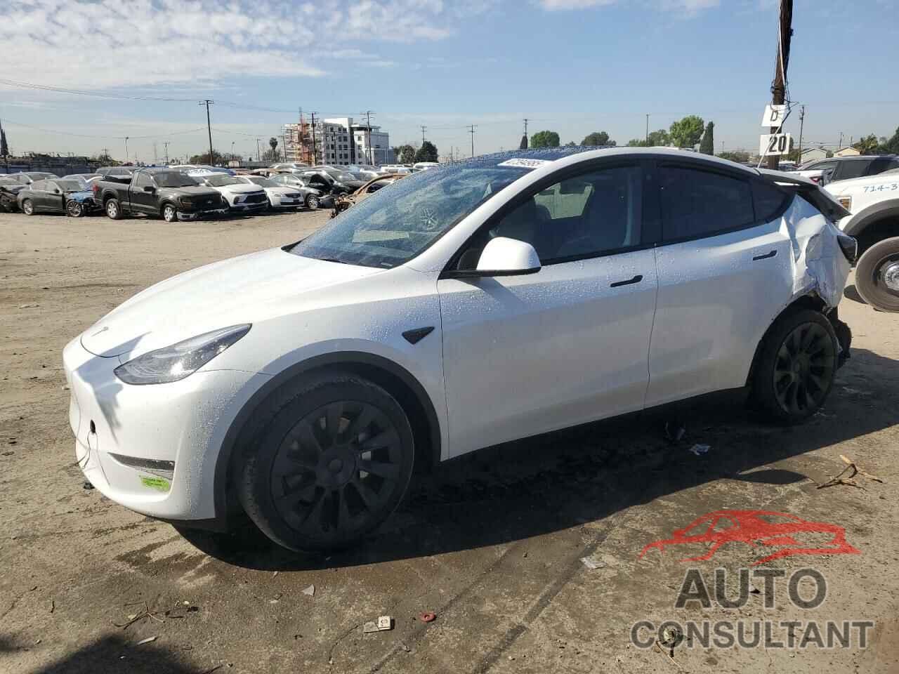 TESLA MODEL Y 2023 - 7SAYGDEE8PA112289