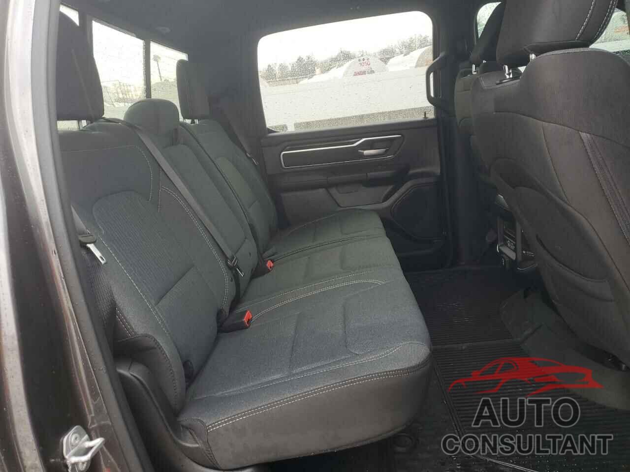 RAM 1500 2021 - 1C6SRFFT1MN673978