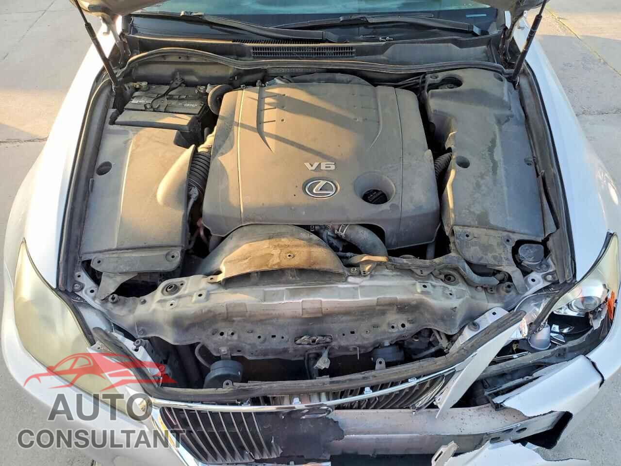 LEXUS IS 2012 - JTHBF5C23C2102420